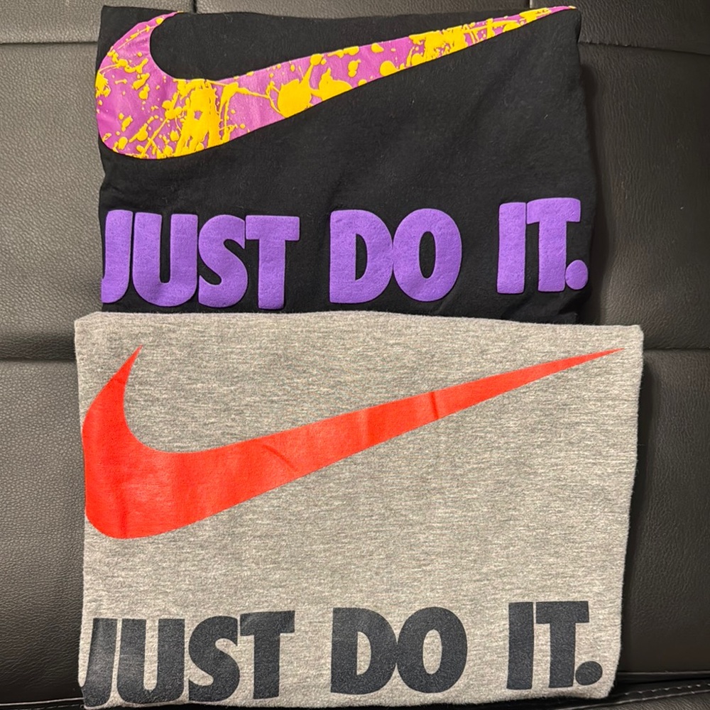 Nike 4 Graphic T-Shirts - Black and Gray